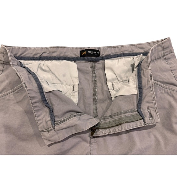 Lee Regular Fit Light Safari Bermuda Shorts Womens 18 Medium Mid Rise Chino Knit - Picture 6 of 8